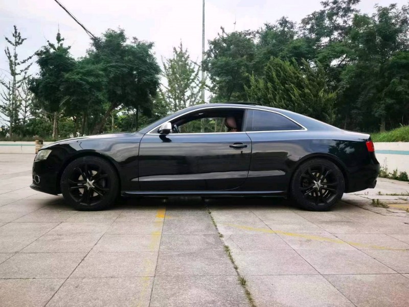 济宁11年奥迪A57