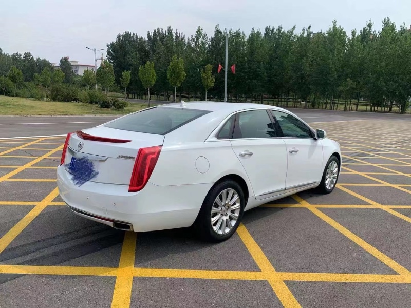 北京14年凯迪拉克XTS4