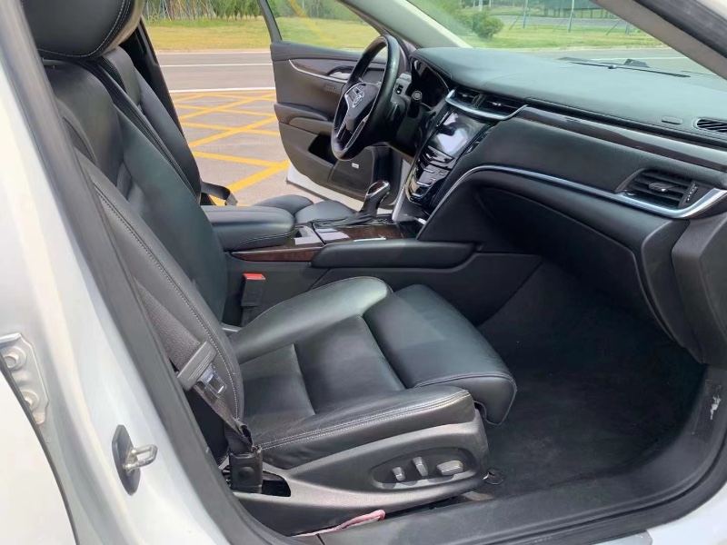 北京14年凯迪拉克XTS7