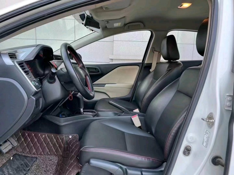 枣庄17年本田锋范2