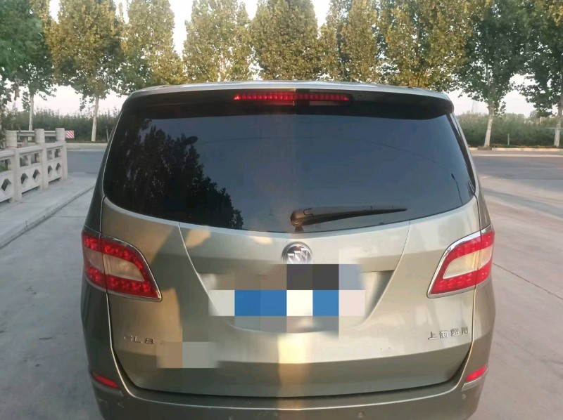 枣庄11年别克GL81