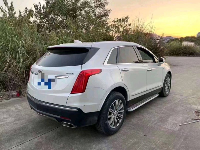 宜昌17年凱迪拉克XT51