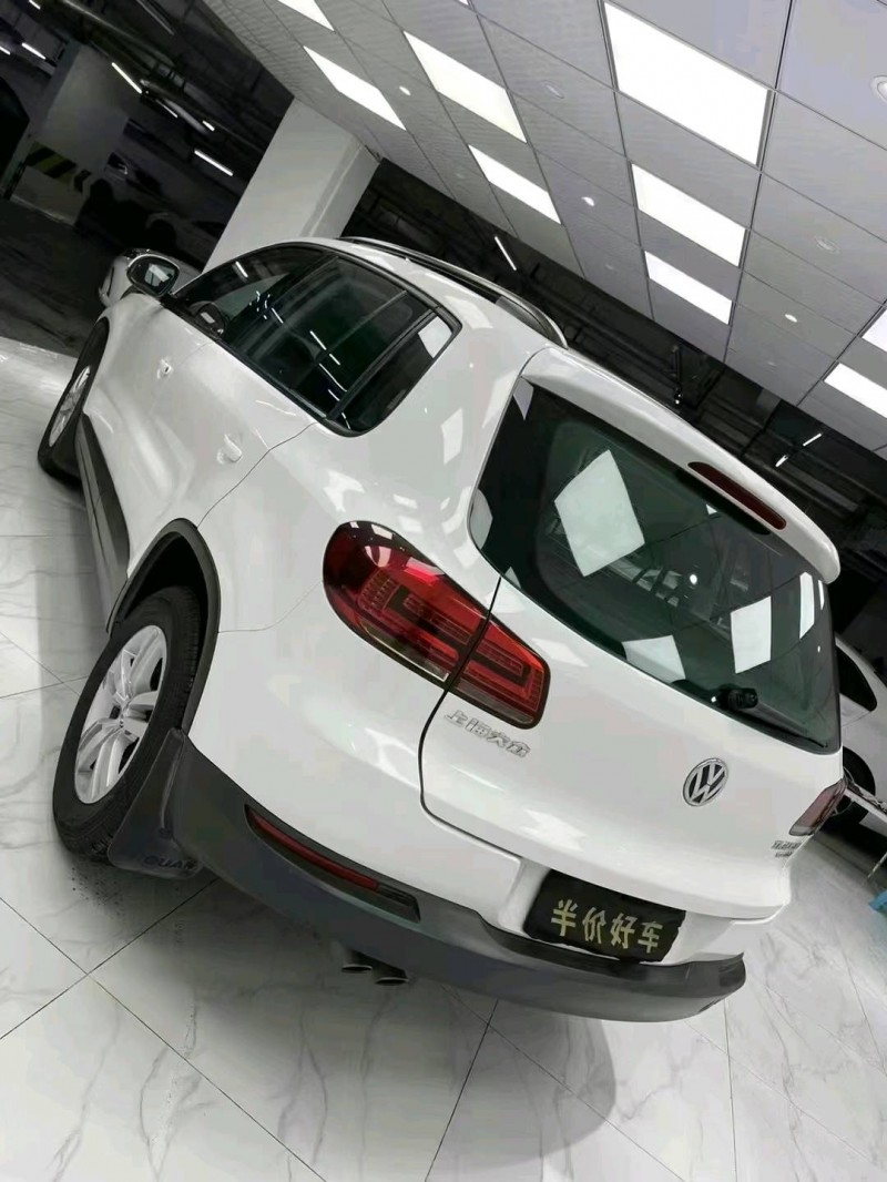 成都16年大众途观6