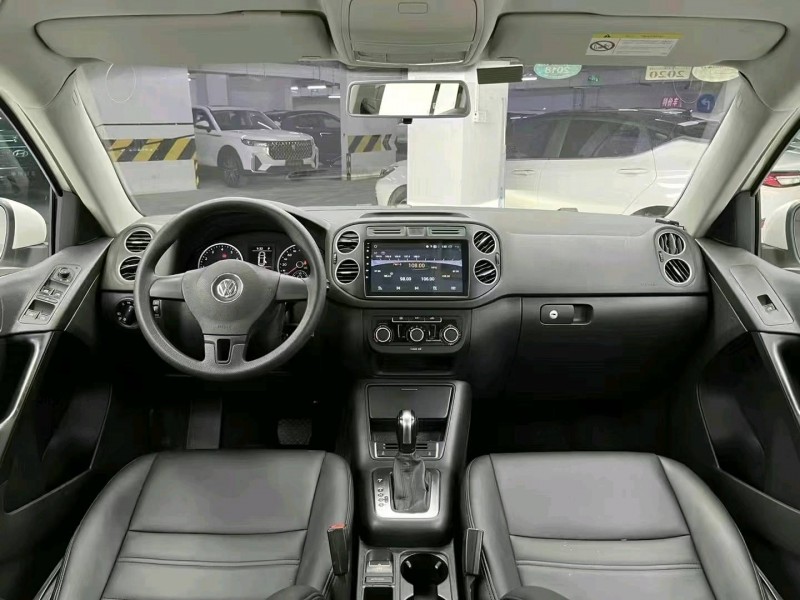 成都16年大众途观2