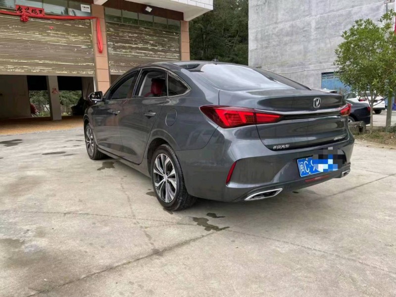 三明22年長安汽車逸動6