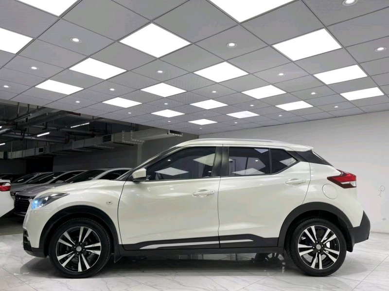 成都18年日产劲客3