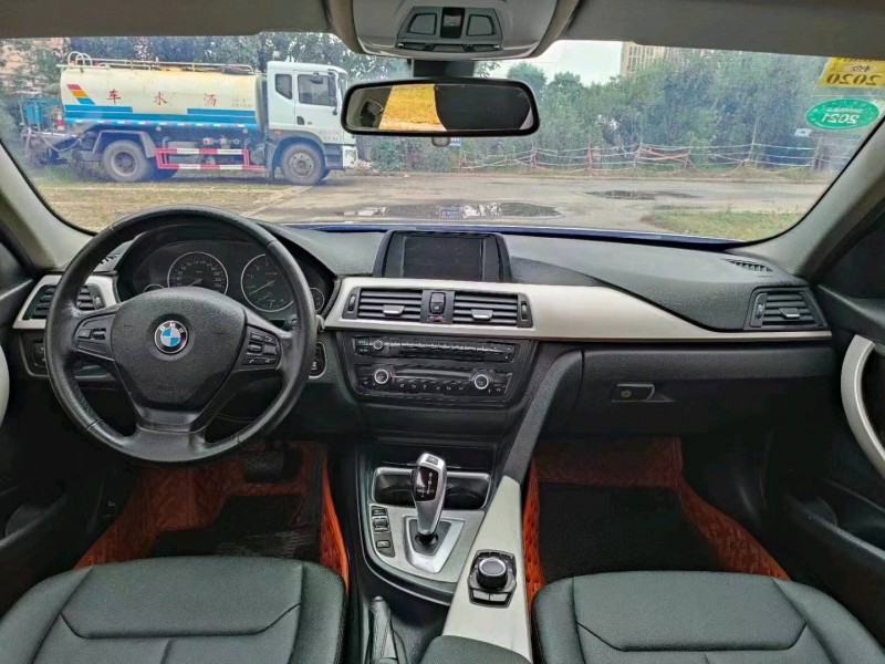 北京14年宝马3系4