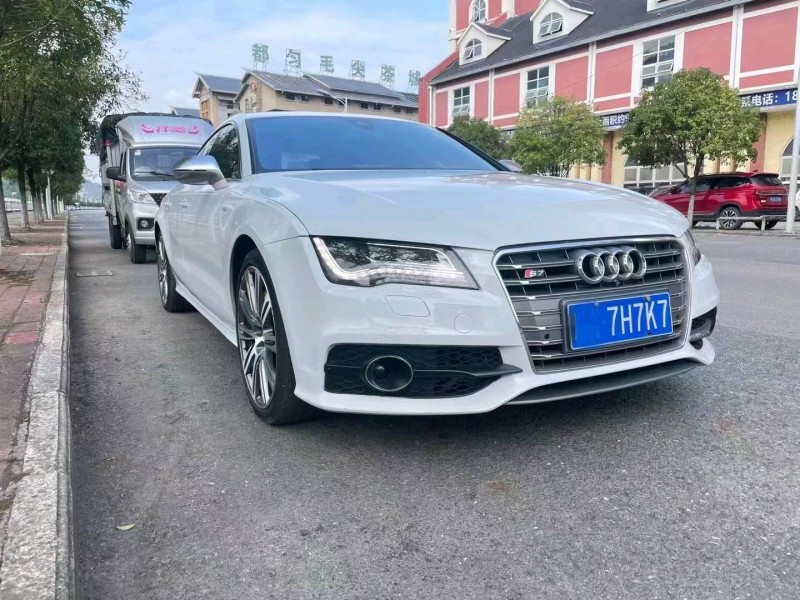 济宁15年奥迪A7L2