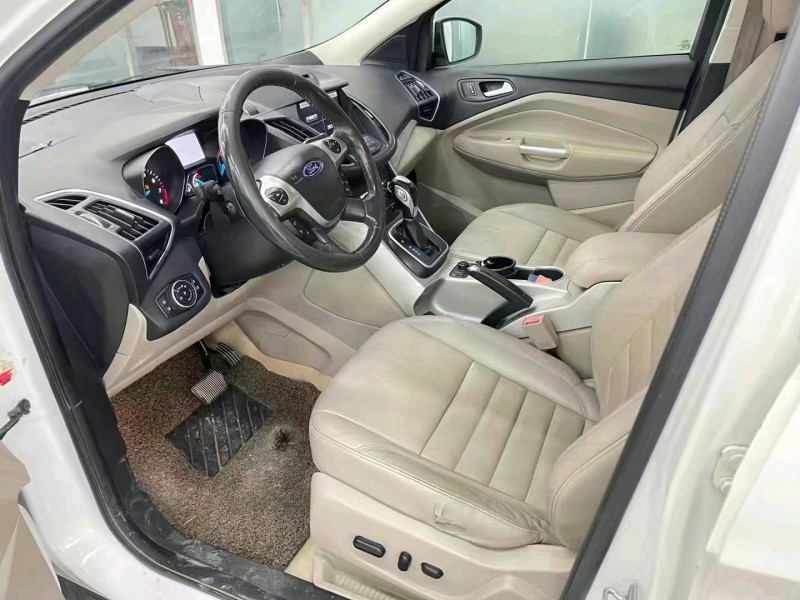 济宁13年福特翼虎7