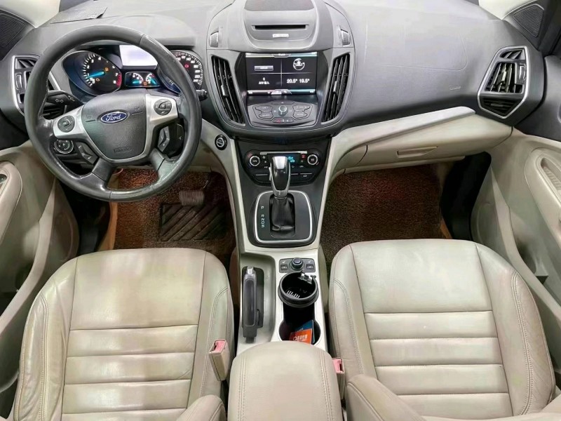 济宁13年福特翼虎8