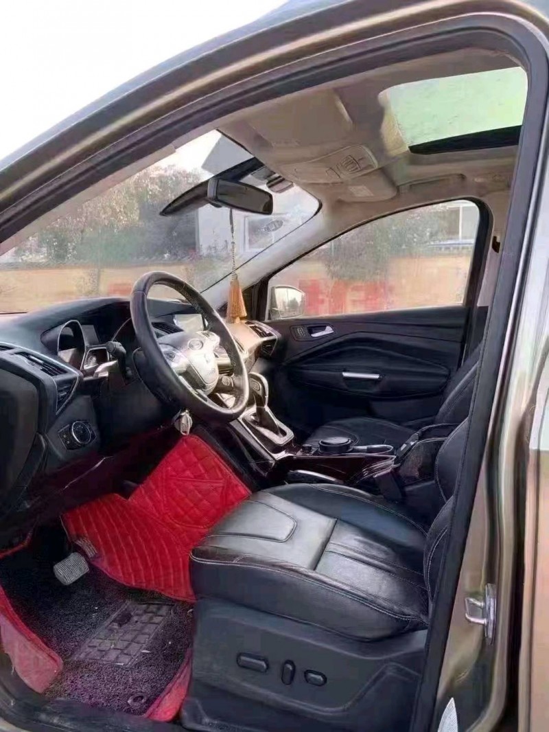 北京14年福特翼虎5