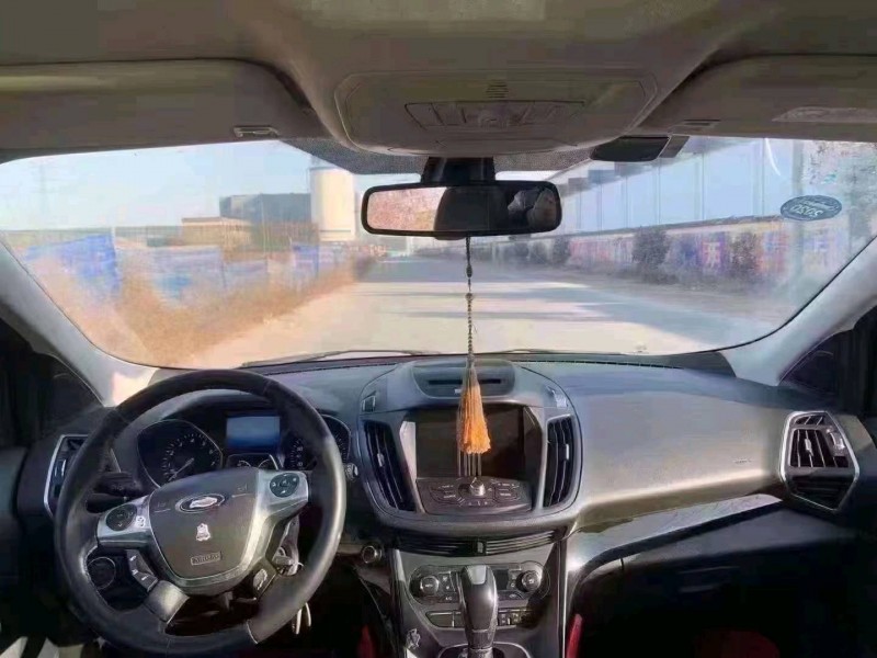 北京14年福特翼虎3