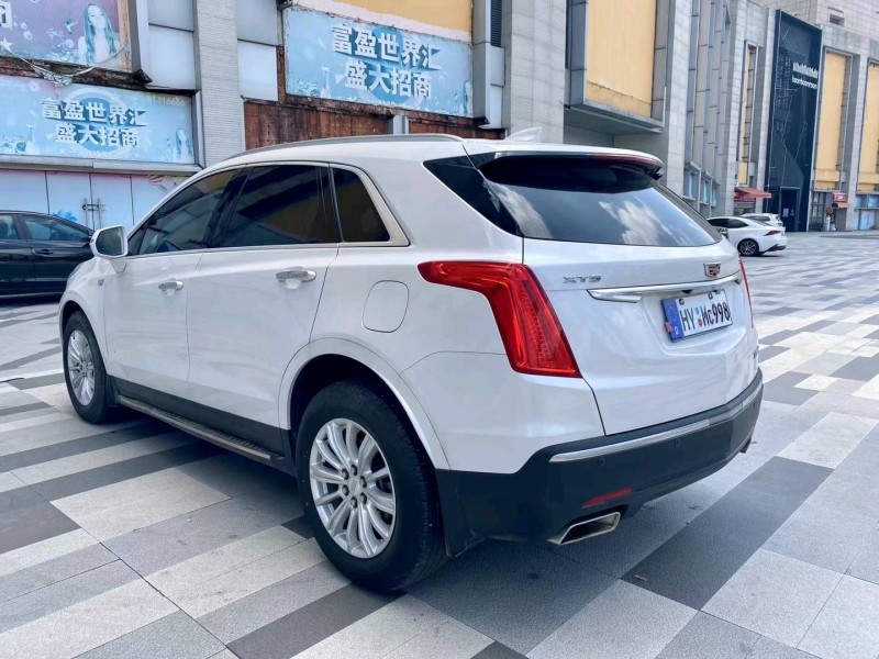 东莞17年凯迪拉克XT54