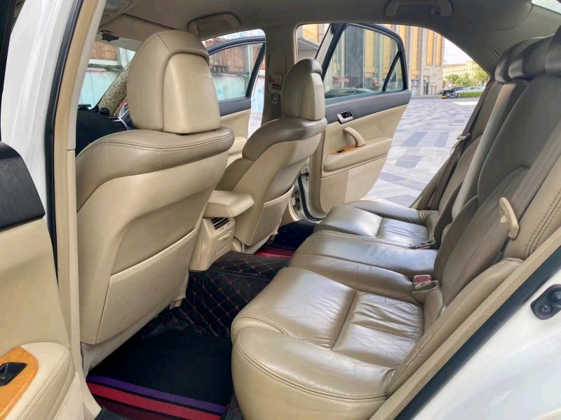 东莞06年丰田锐志9