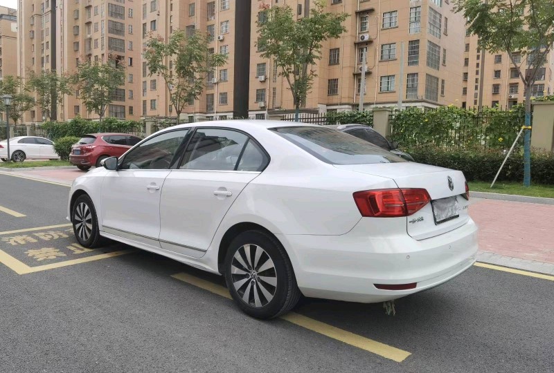 徐州17年大众速腾8