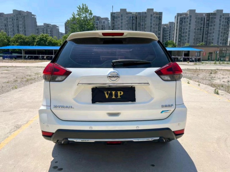 盐城18年日产奇骏1