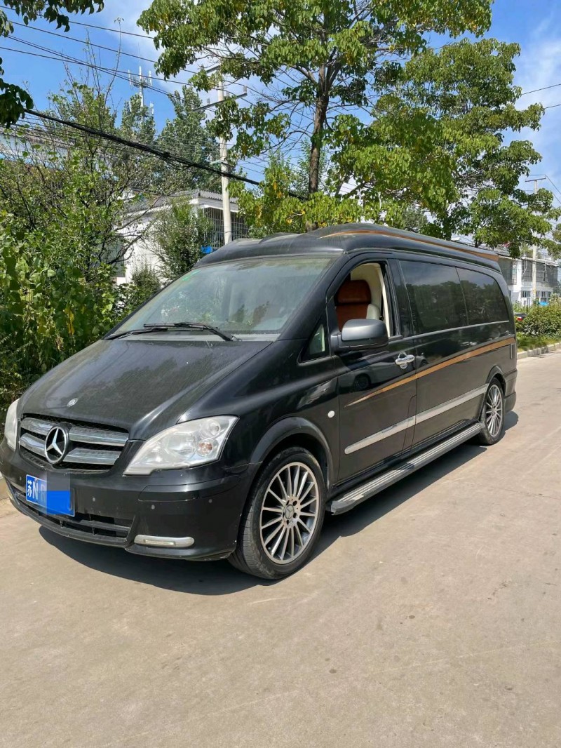 徐州13年奔驰威霆2