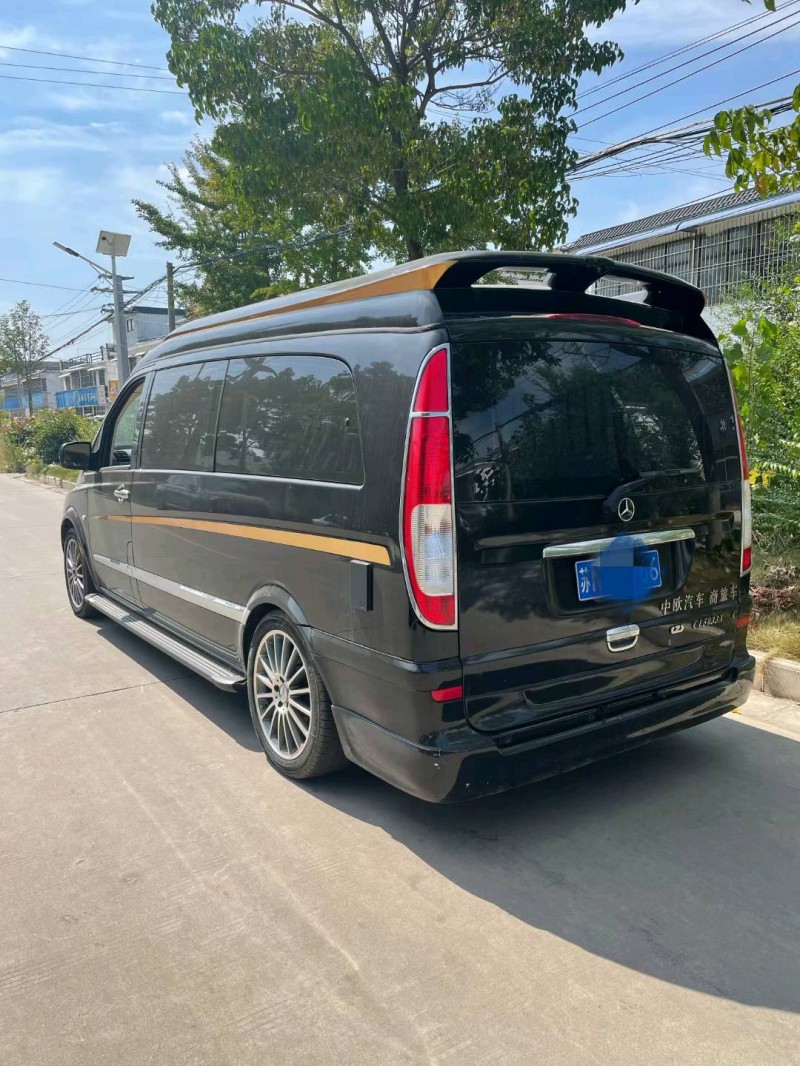 徐州13年奔驰威霆6