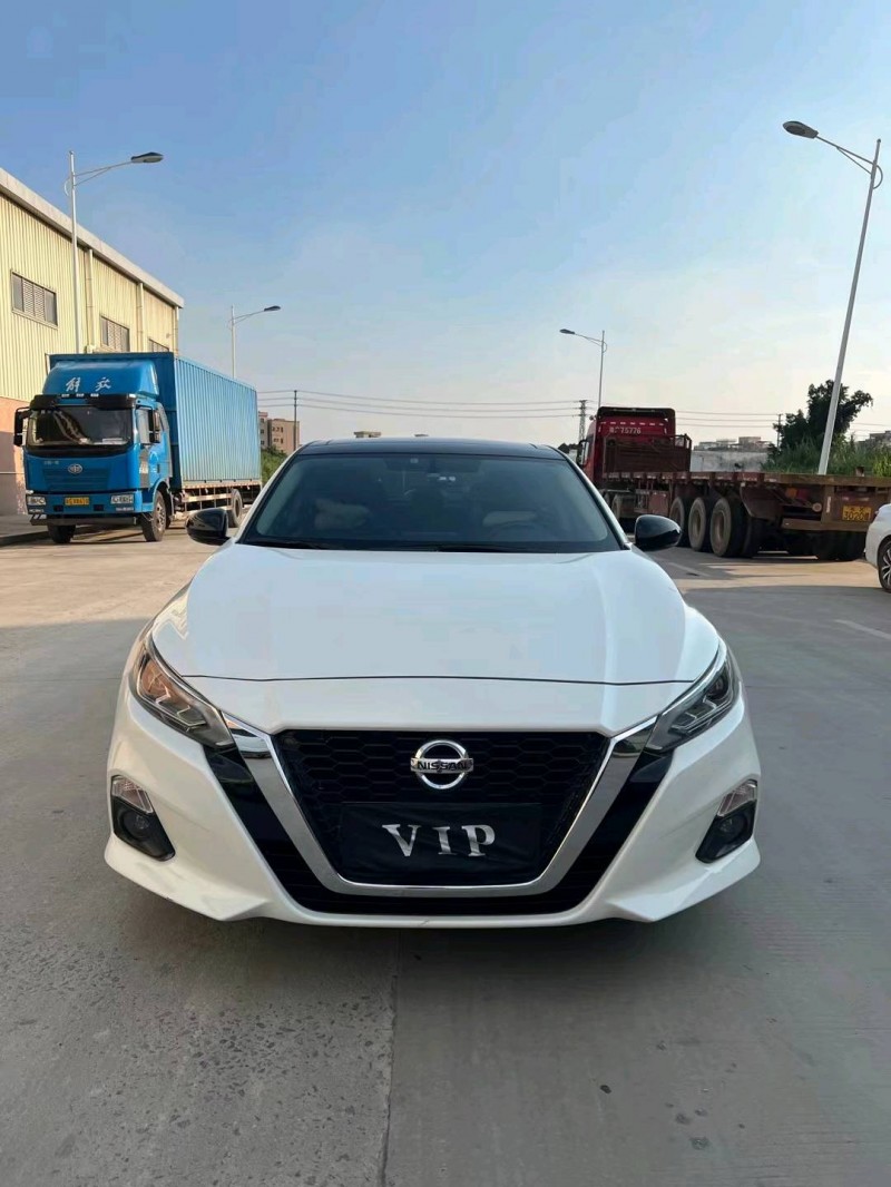 东莞20年日产天籁1