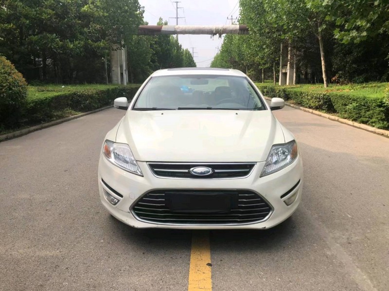 徐州13年福特蒙迪欧-致胜1