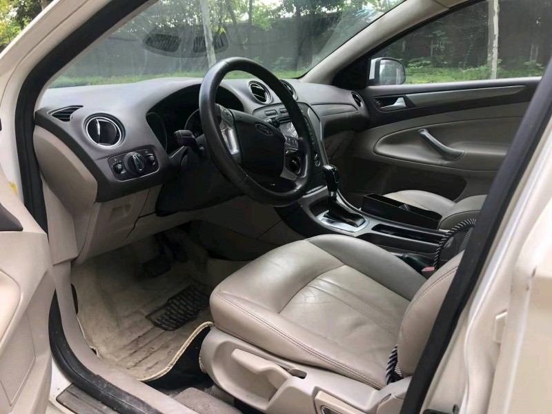 徐州13年福特蒙迪欧-致胜7