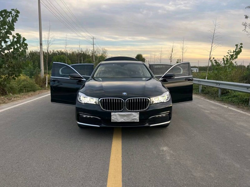 徐州17年宝马7系8