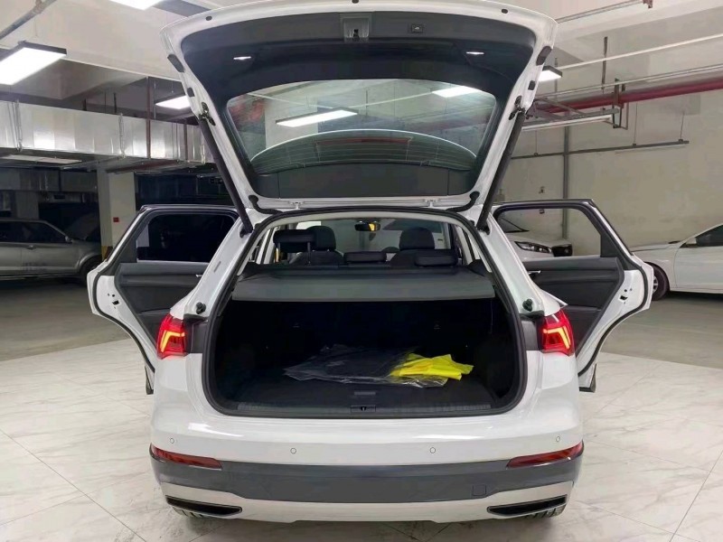 成都21年奥迪Q39