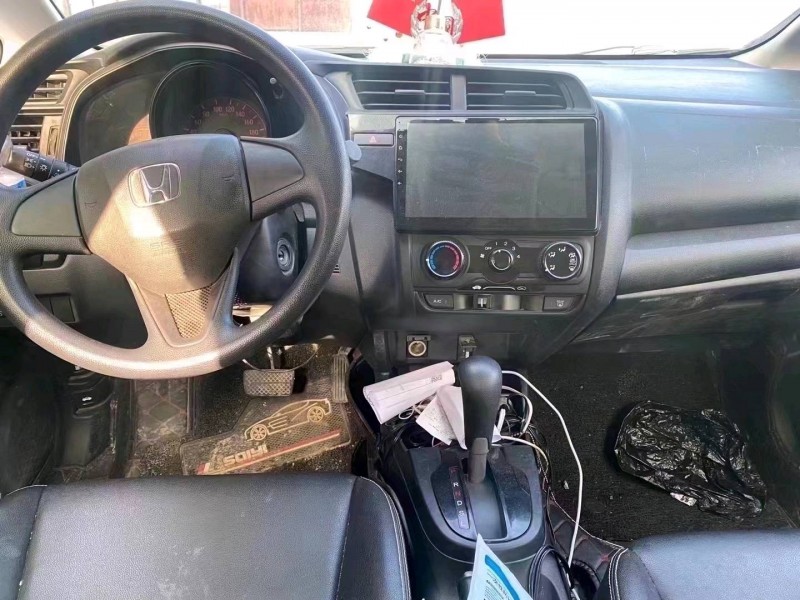 枣庄19年本田飞度2