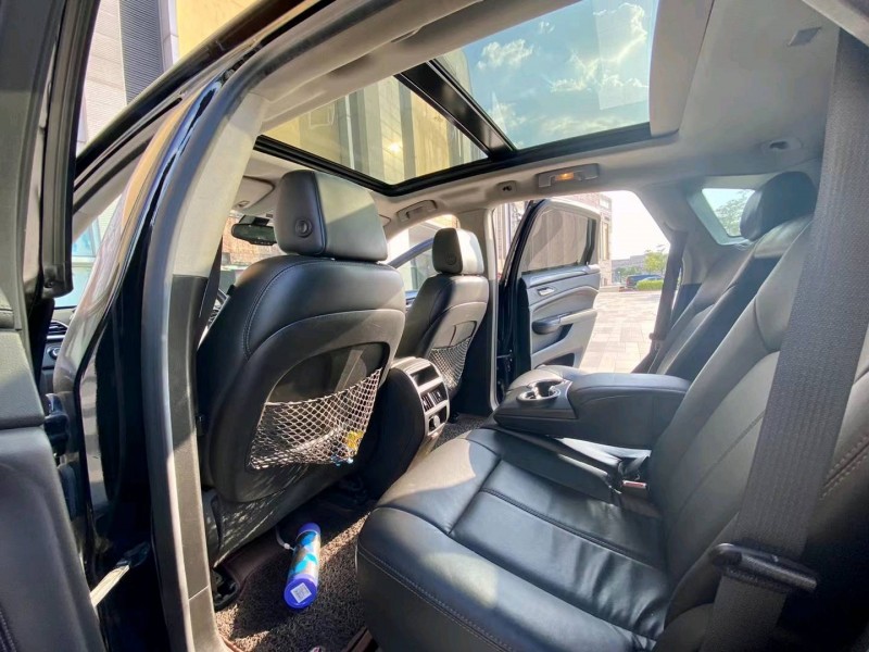 东莞16年凯迪拉克SRX9