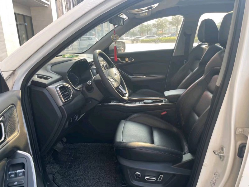 东莞18年奇瑞瑞虎5x7