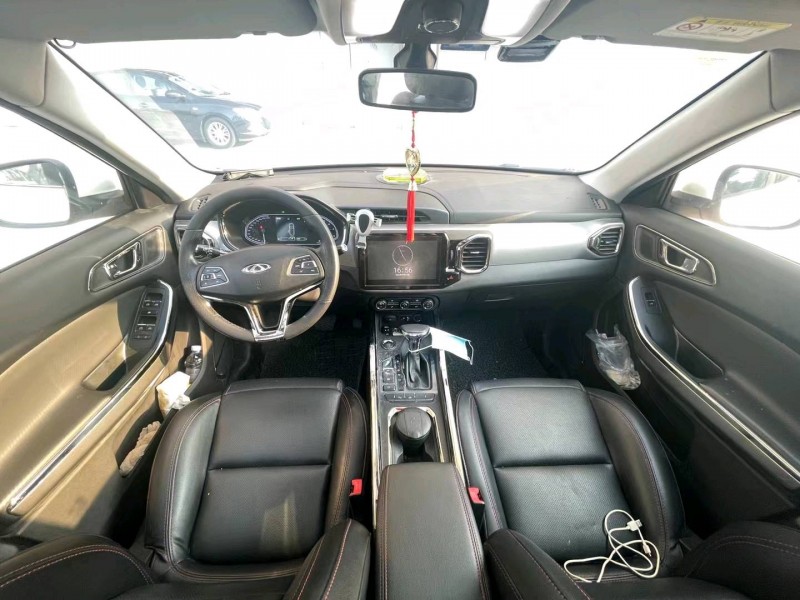 东莞18年奇瑞瑞虎5x8