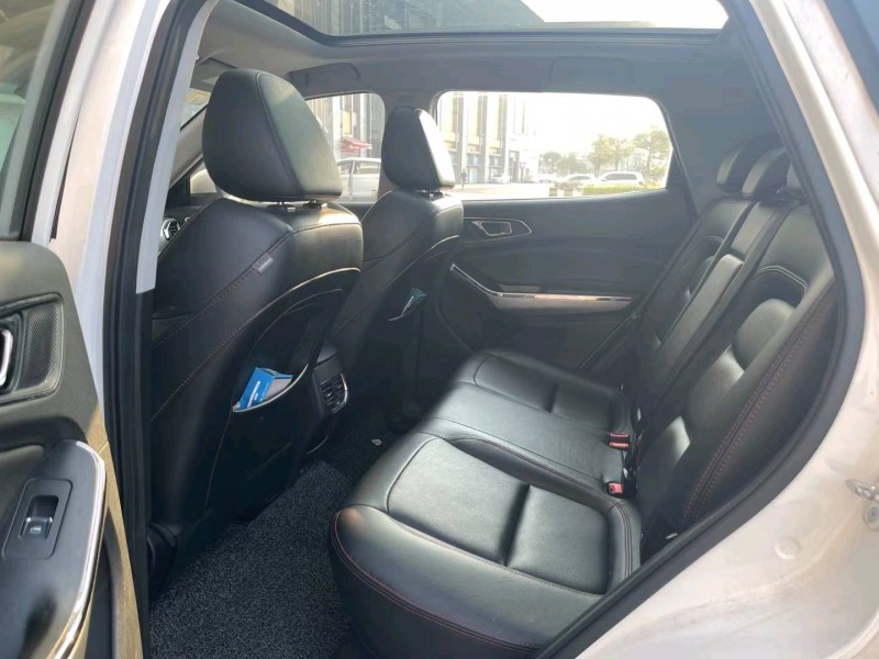 东莞18年奇瑞瑞虎5x9