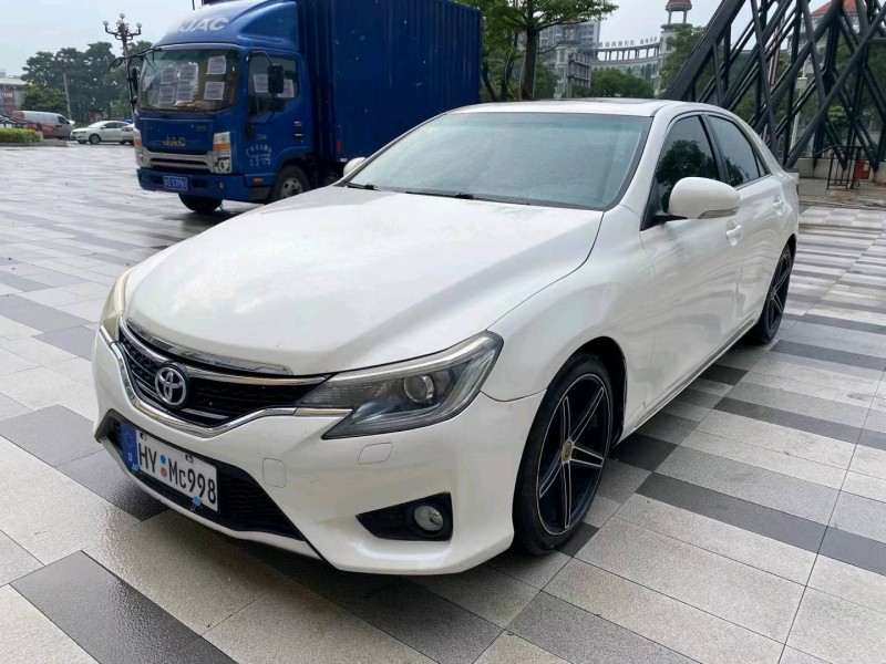 东莞14年丰田锐志2