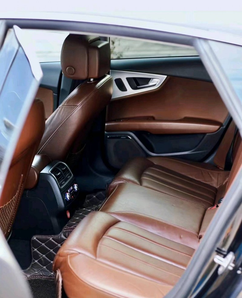 东莞13年奥迪A7L9