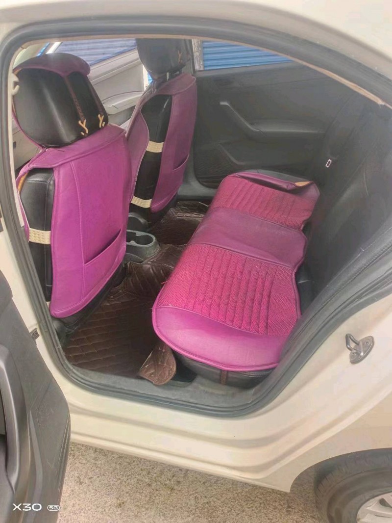 北京14年大众桑塔纳3