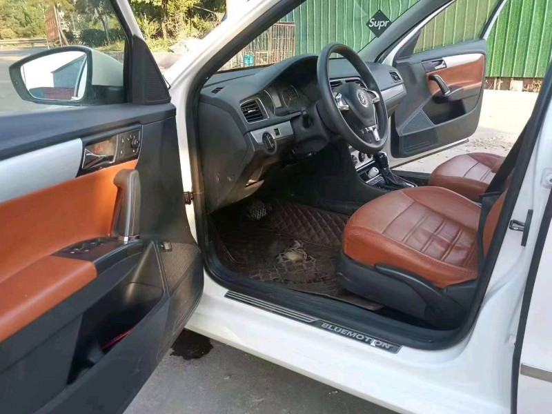 北京15年大众朗逸8