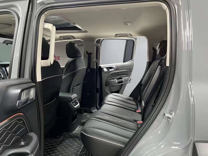 成都22年哈弗派1