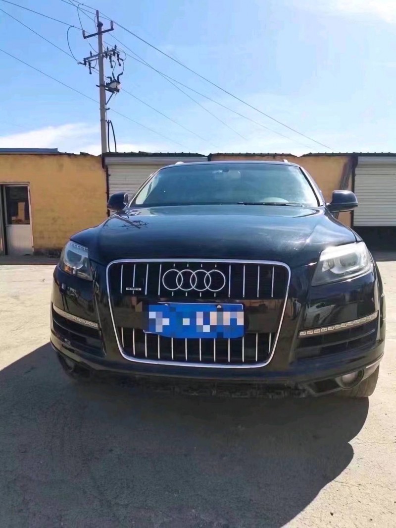 济宁12年奥迪Q71