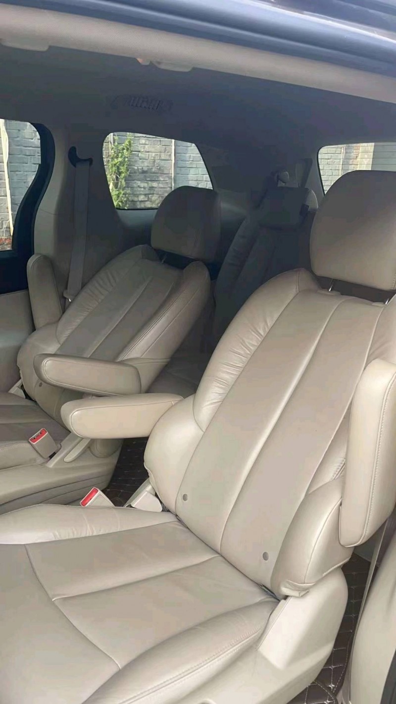 济南17年别克GL85