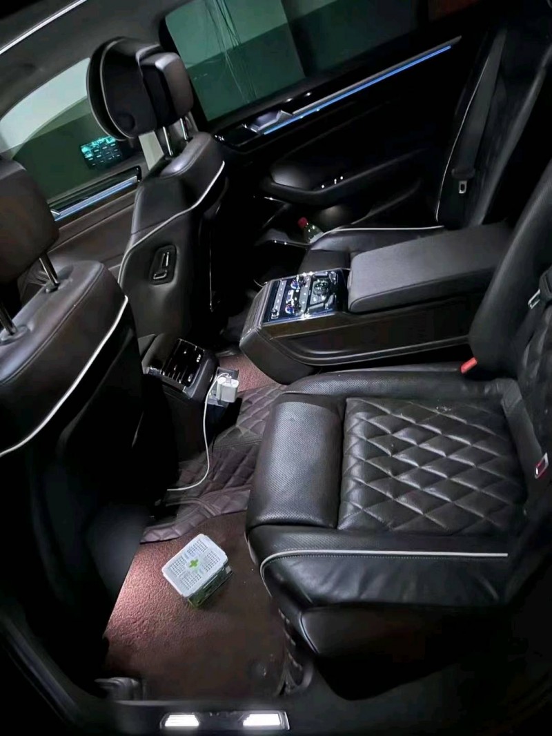 济南18年大众辉昂4