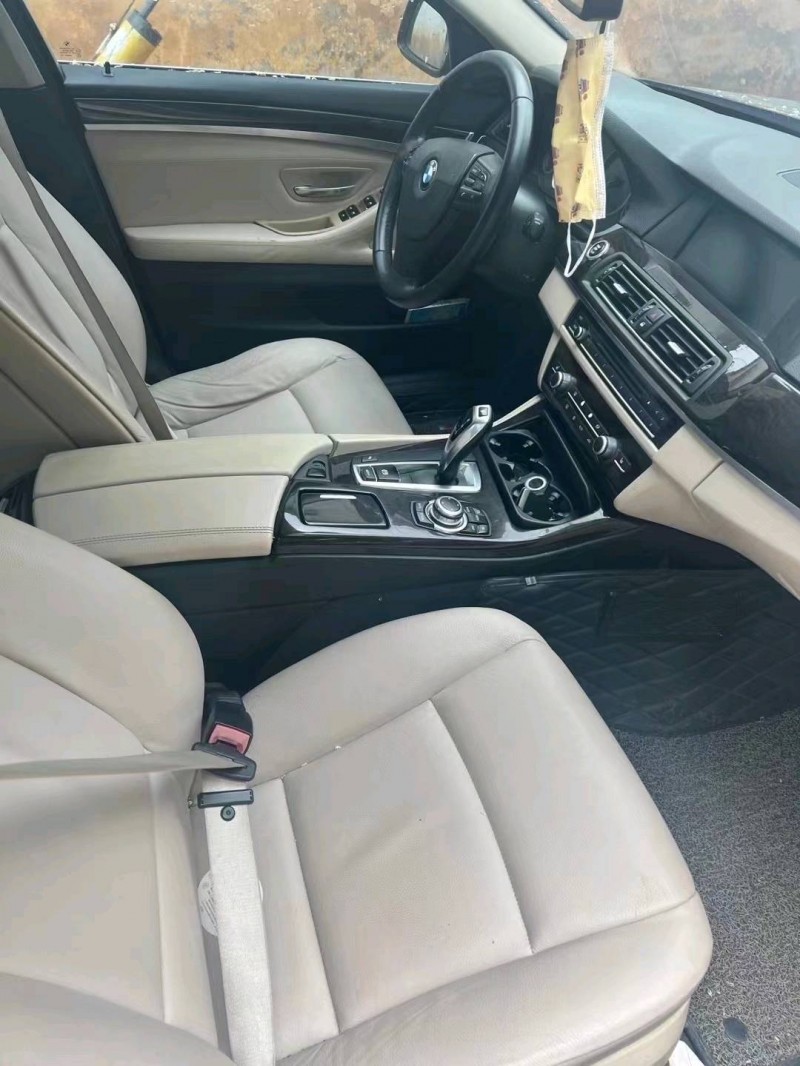 潍坊11年宝马5系4