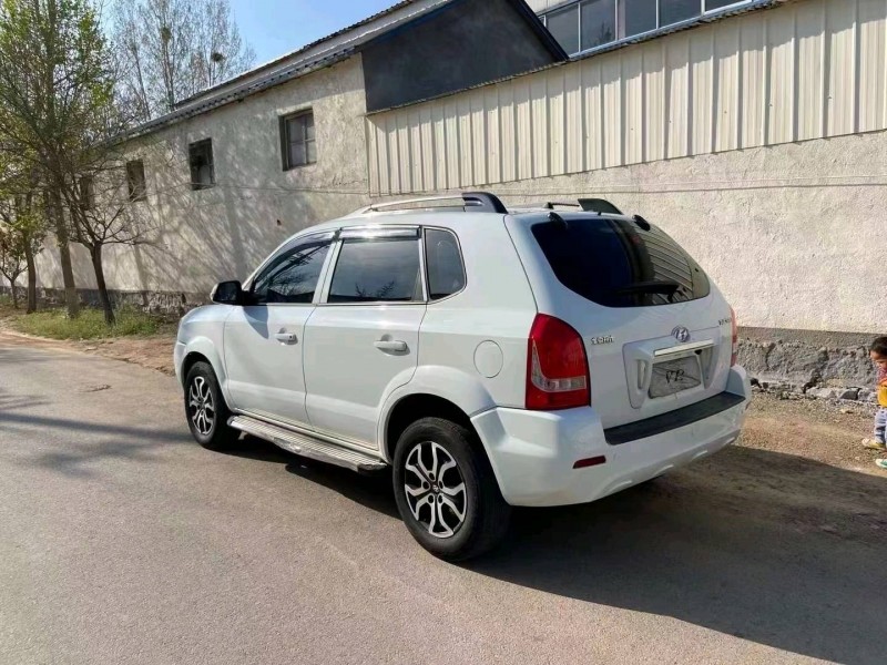 潍坊15年现代途胜7