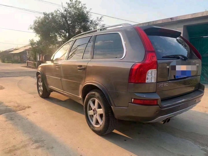 青岛12年沃尔沃XC904
