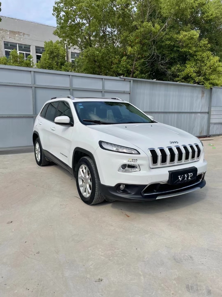 徐州19年Jeep自由光5