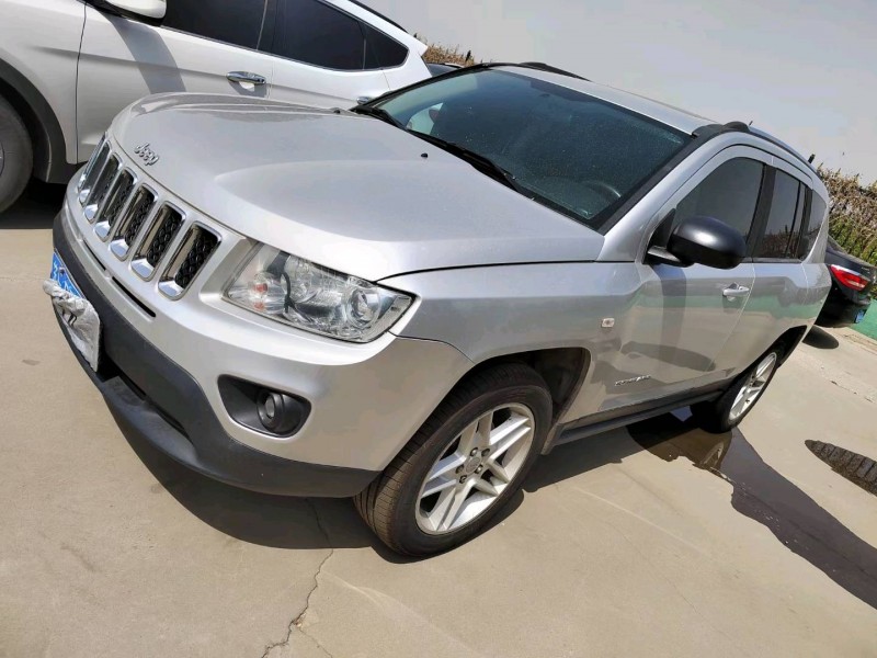 石家庄12年Jeep指南者4