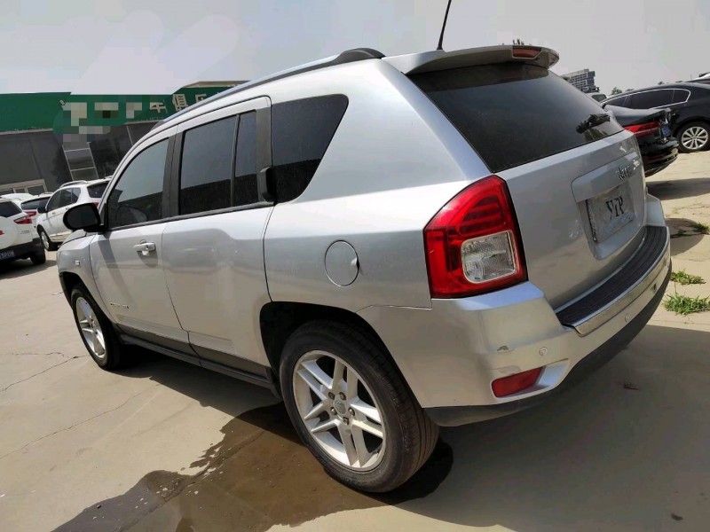 石家庄12年Jeep指南者8