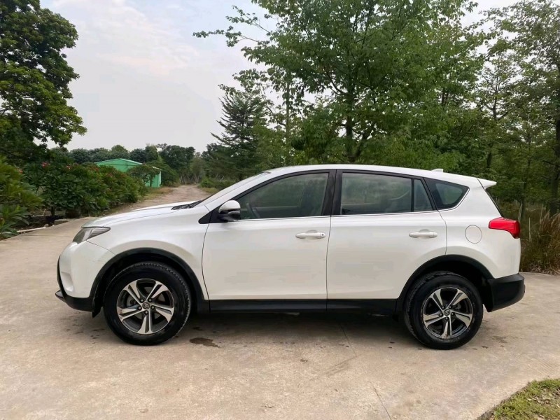 广州15年丰田RAV410