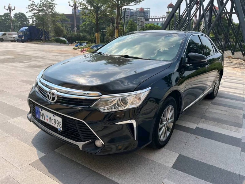 东莞17年丰田凯美瑞2