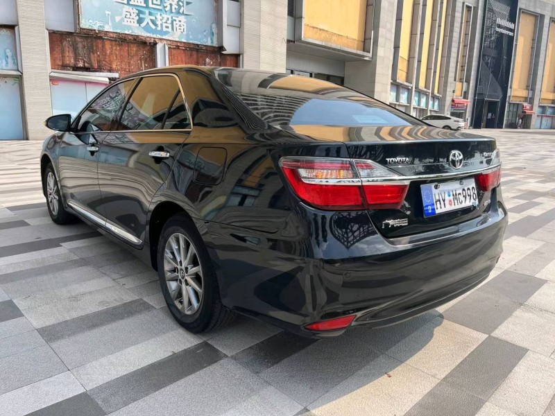 东莞17年丰田凯美瑞3