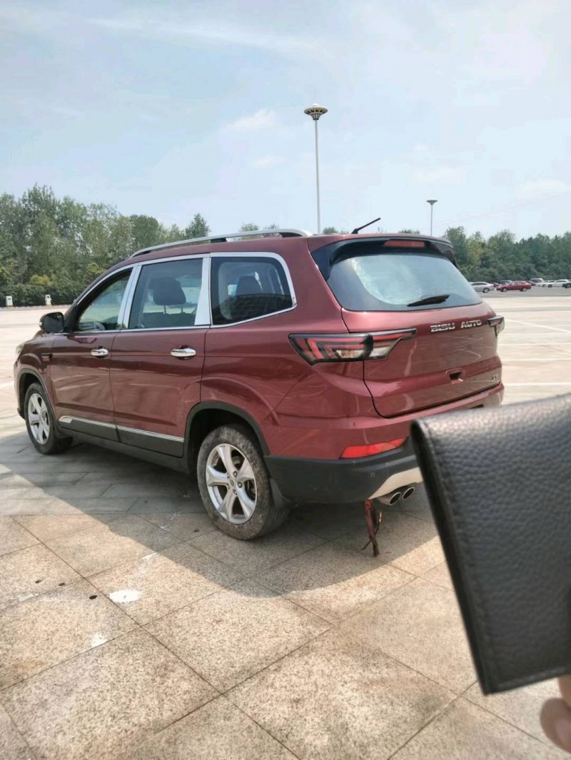 嘉興17年比速汽車T57